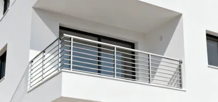 Fortress Axis Horizontal Railing